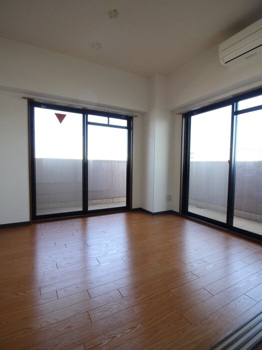 物件内観写真19　(居室)