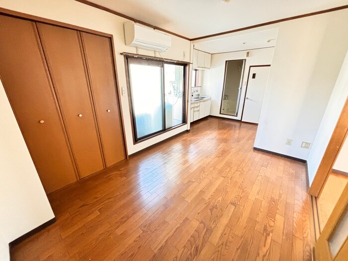 物件内観写真15　(居室)