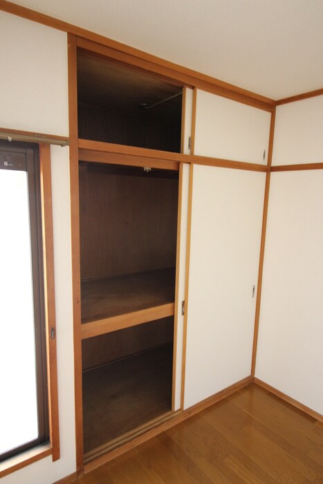 物件内観写真15　(収納)