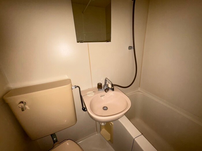 物件内観写真11　(洗面)