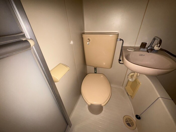 物件内観写真12　(トイレ)