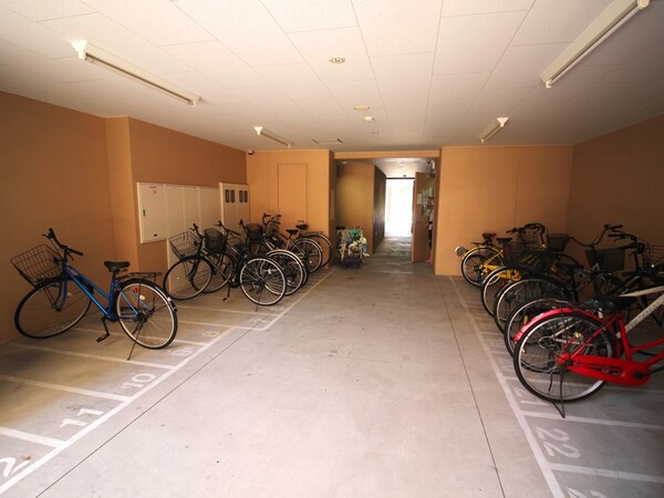 駐輪場