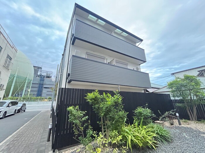 物件外観写真1　(外観写真)