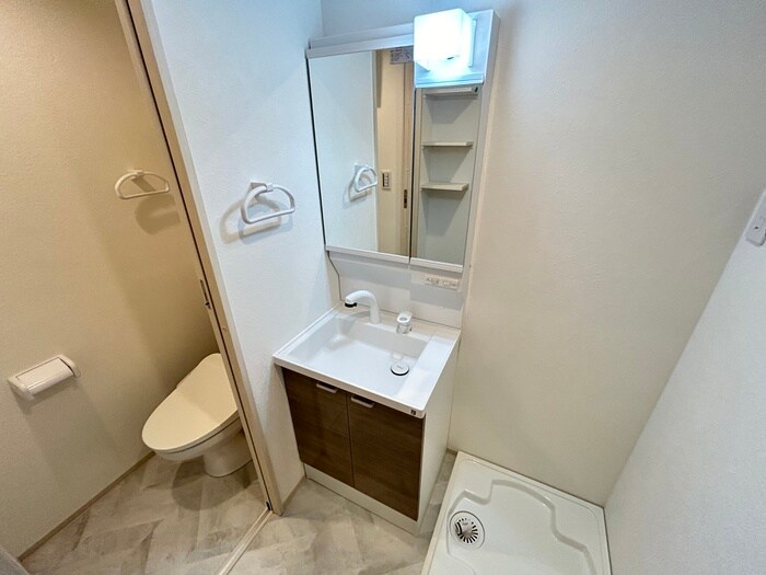 物件内観写真13　(洗面)