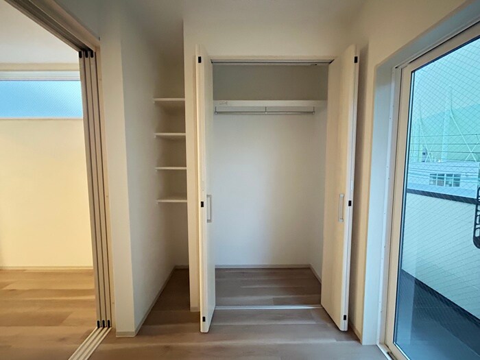 物件内観写真15　(収納)