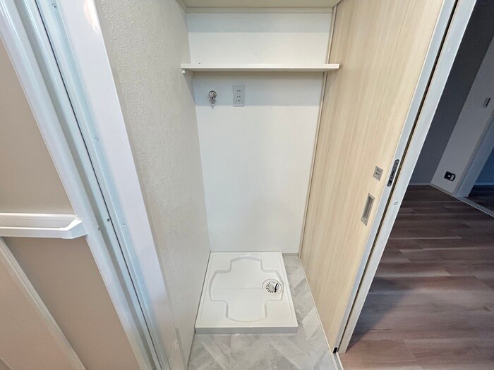 物件内観写真18　(洗濯機置場)