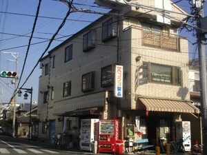 モア・エスト外観写真