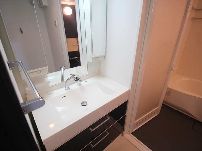 物件内観写真12　(洗面)