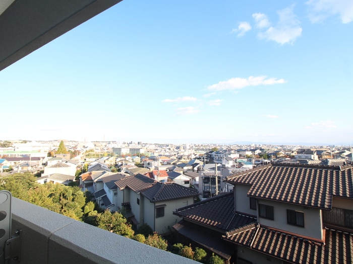 物件内観写真17　(室内からの展望)