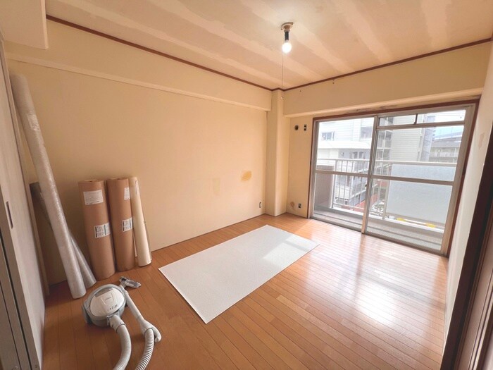 物件内観写真8　(居室)