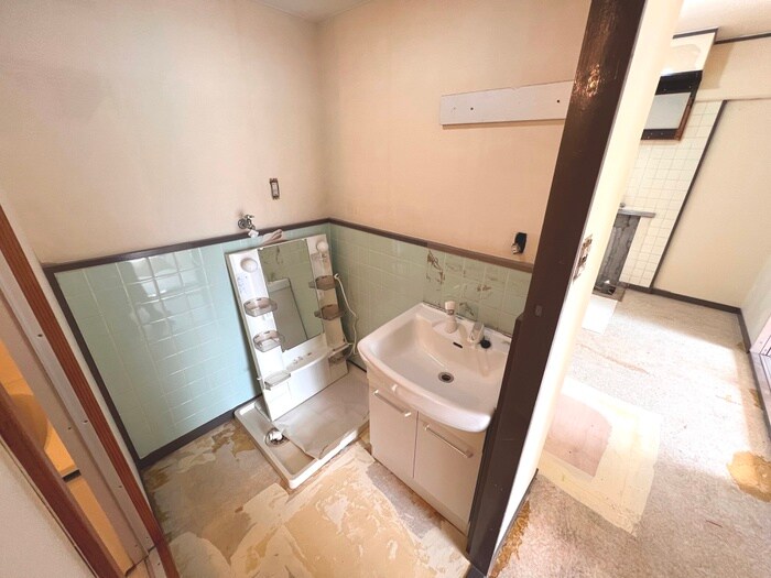 物件内観写真12　(洗面)