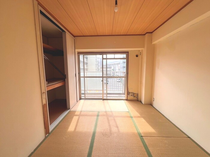 物件内観写真18　(居室)