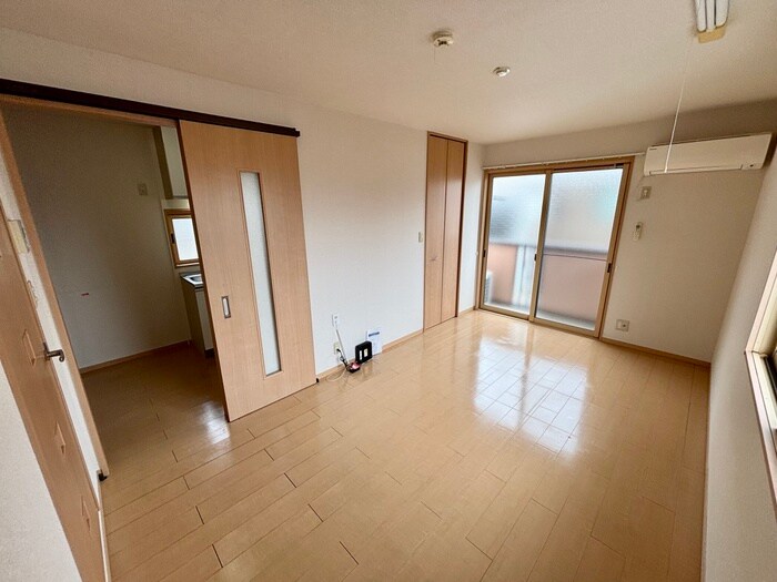 物件内観写真7　(居室)