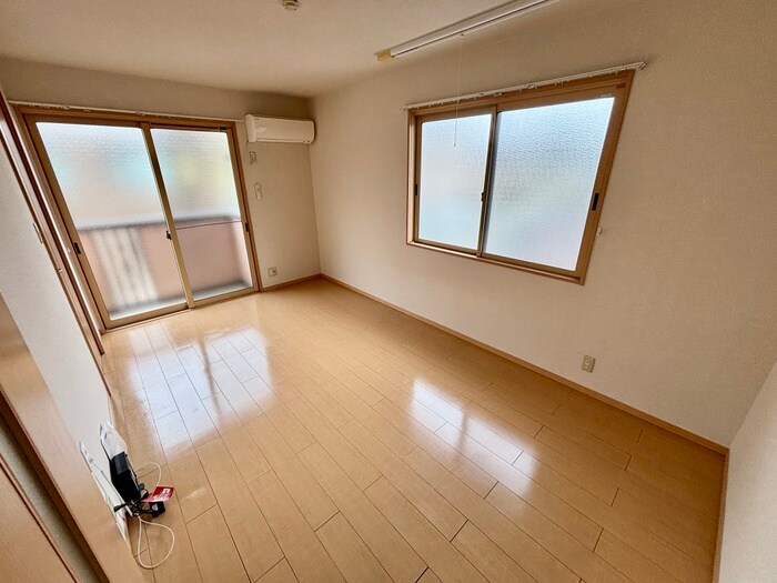 物件内観写真18　(居室)