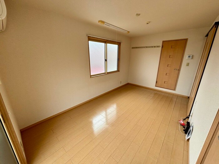 物件内観写真22　(居室)