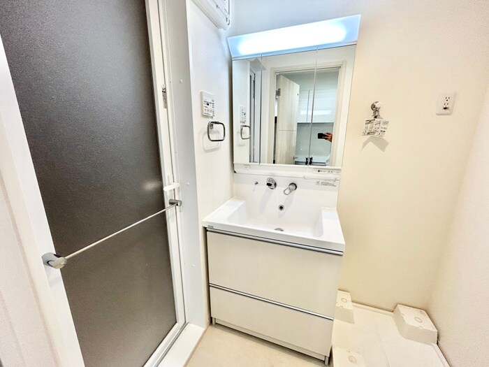 物件内観写真15　(洗面)