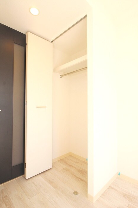 物件内観写真12　(収納)