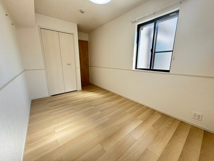 物件内観写真9　(居室)