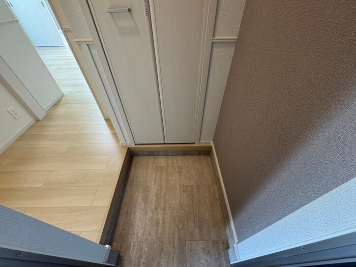 物件内観写真20　(玄関)