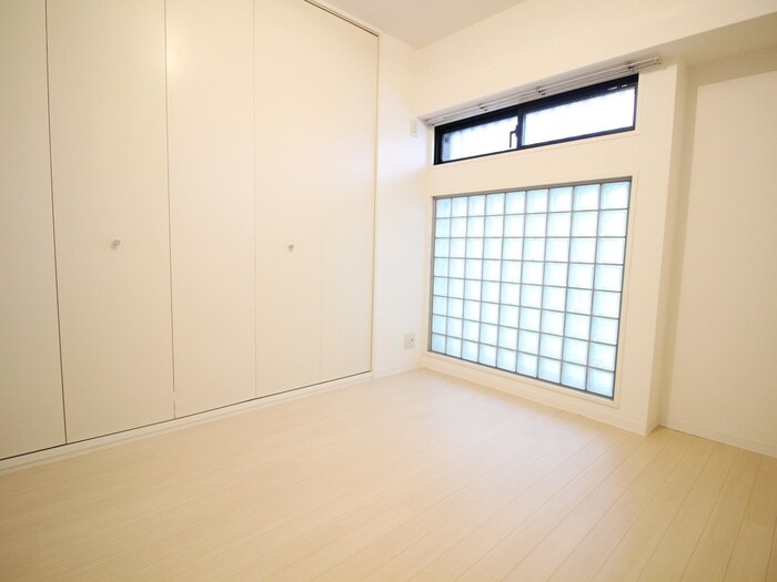 物件内観写真11　(居室)