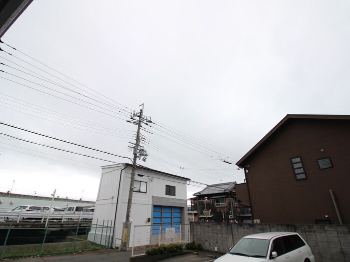 物件内観写真19　(室内からの展望)