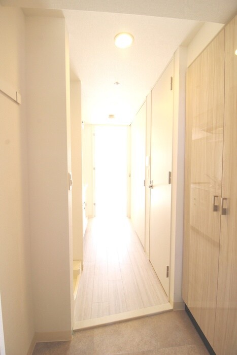物件内観写真17　(廊下)