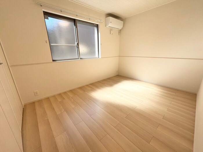 物件内観写真9　(居室)