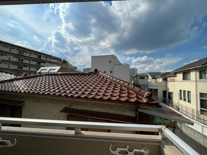 物件内観写真16　(室内からの展望)