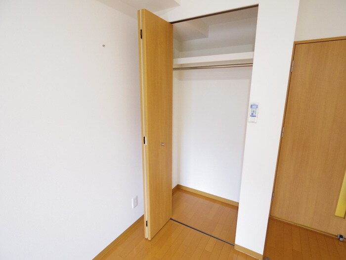 物件内観写真11　(収納)