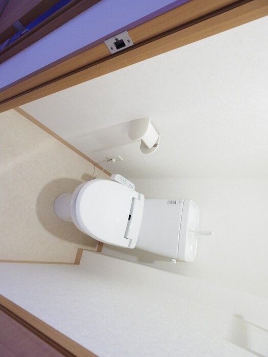 物件内観写真16　(トイレ)