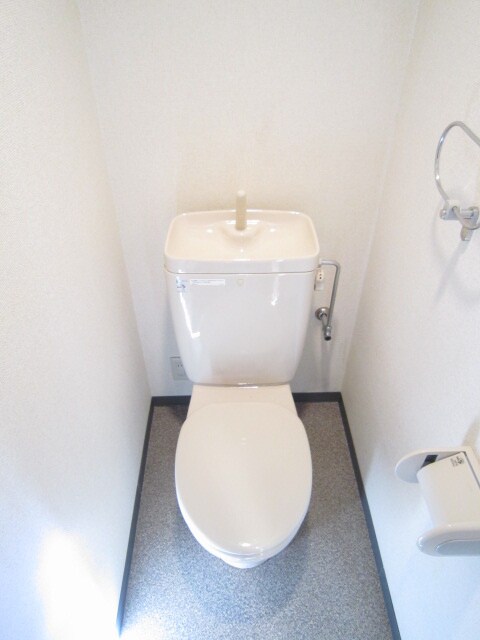 物件内観写真11　(トイレ)