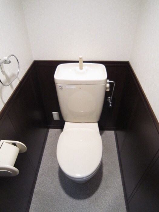 物件内観写真12　(トイレ)