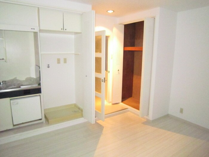 物件内観写真8　(内観写真)