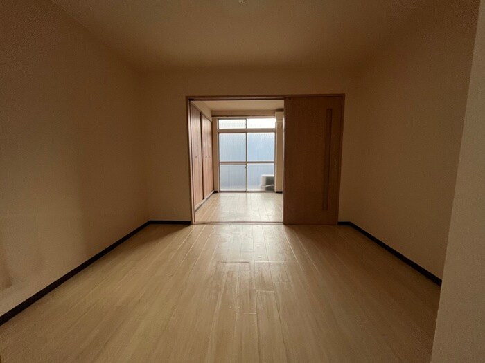 物件内観写真17　(居室)