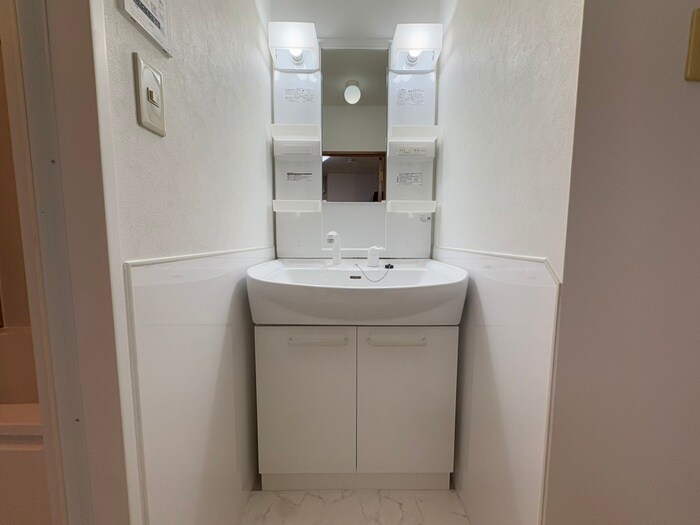 物件内観写真10　(洗面)