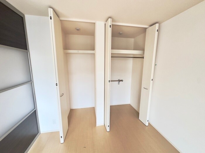 物件内観写真13　(収納)