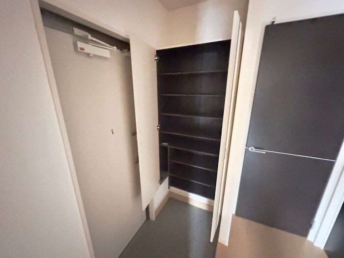 物件内観写真17　(靴箱)