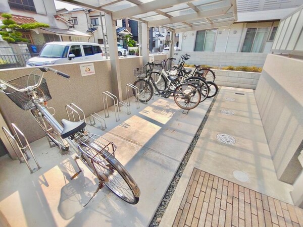 駐輪場