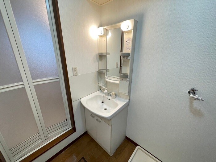 物件内観写真9　(洗面)