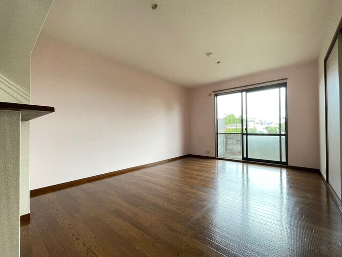 物件内観写真13　(居室)