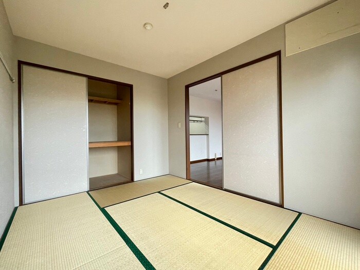 物件内観写真14　(居室)