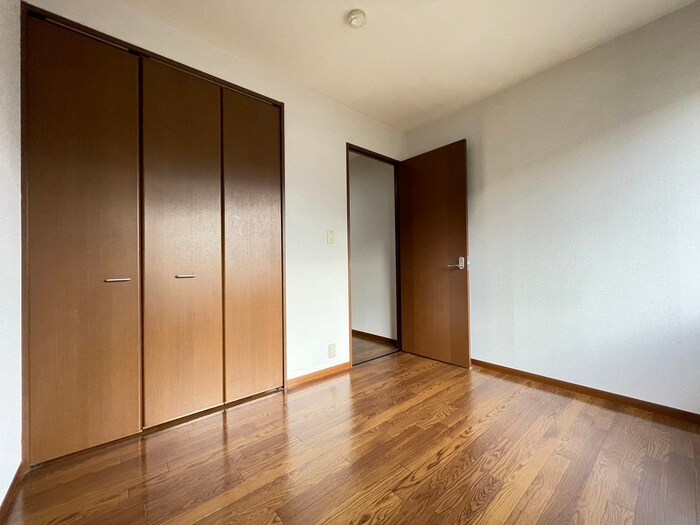 物件内観写真18　(居室)