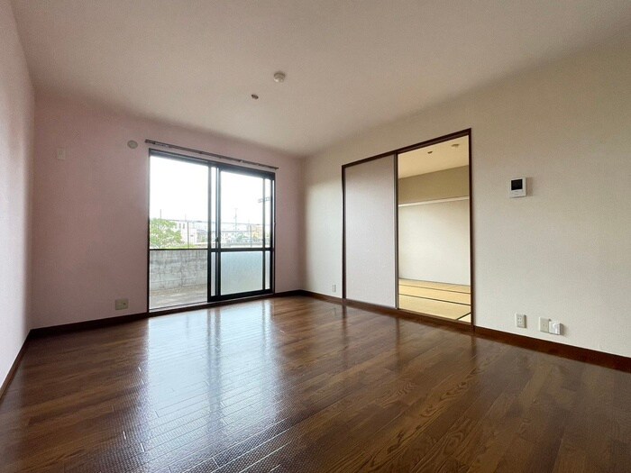 物件内観写真21　(居室)