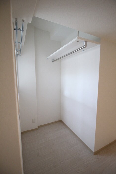 物件内観写真13　(収納)