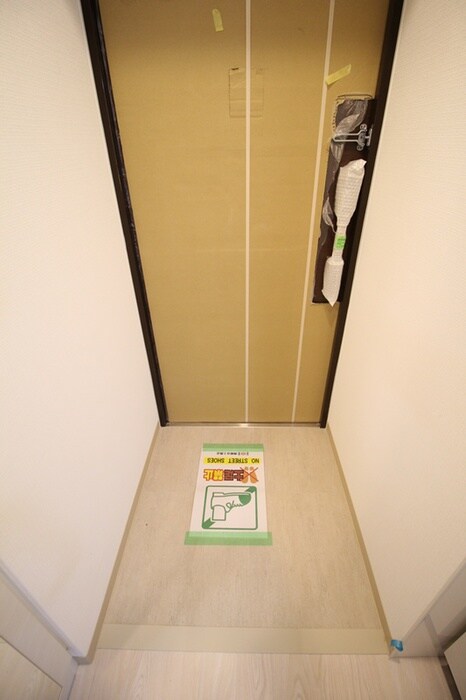 物件内観写真19　(玄関)