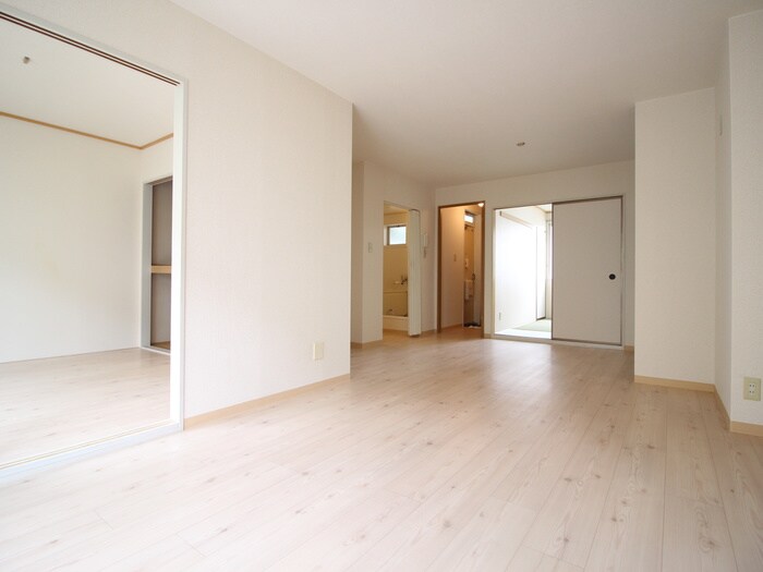 物件内観写真7　(居室)