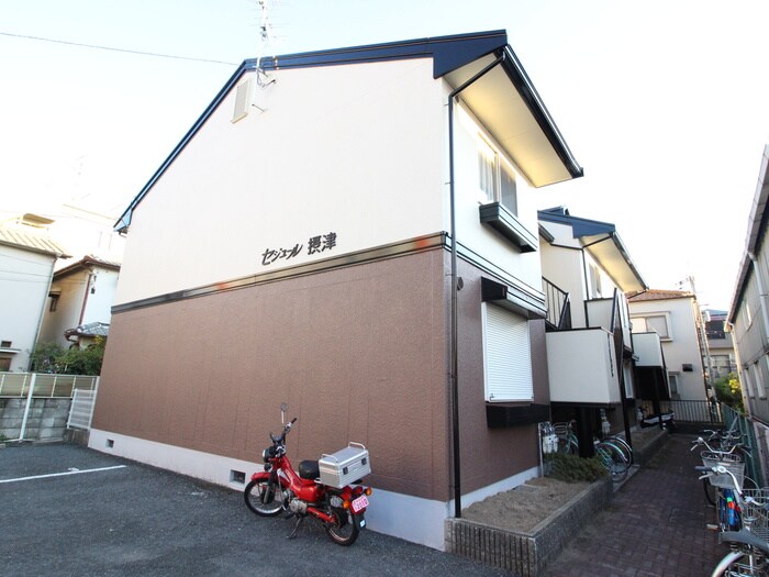 物件外観写真6　(外観写真)