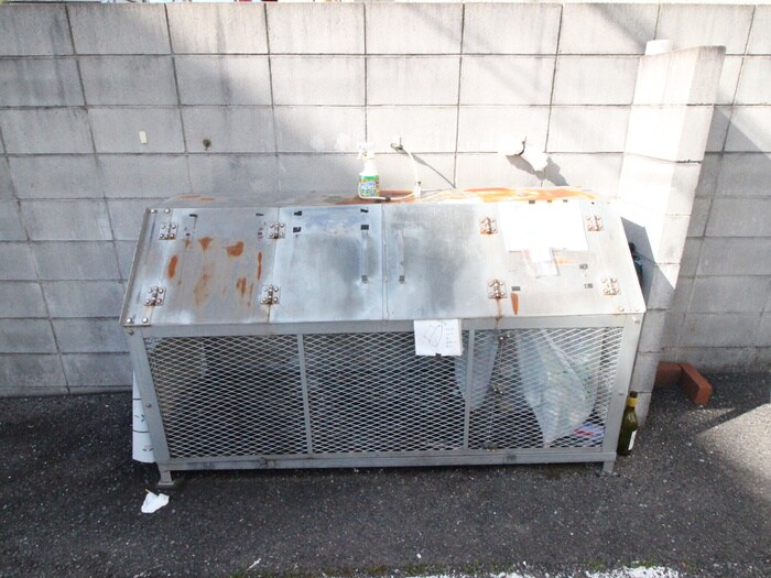 物件外観写真4　(建物設備)