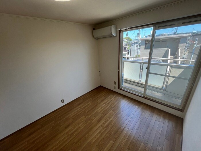 物件内観写真18　(居室)