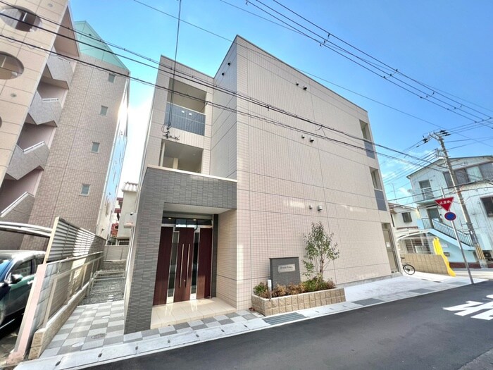 物件外観写真1　(外観写真)